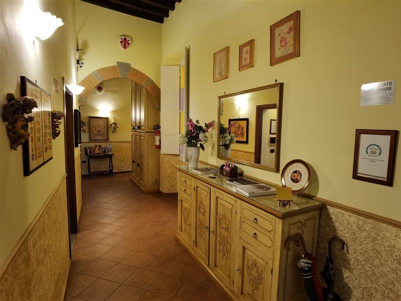 Отель Residenza Della Signoria Флоренция Экстерьер фото