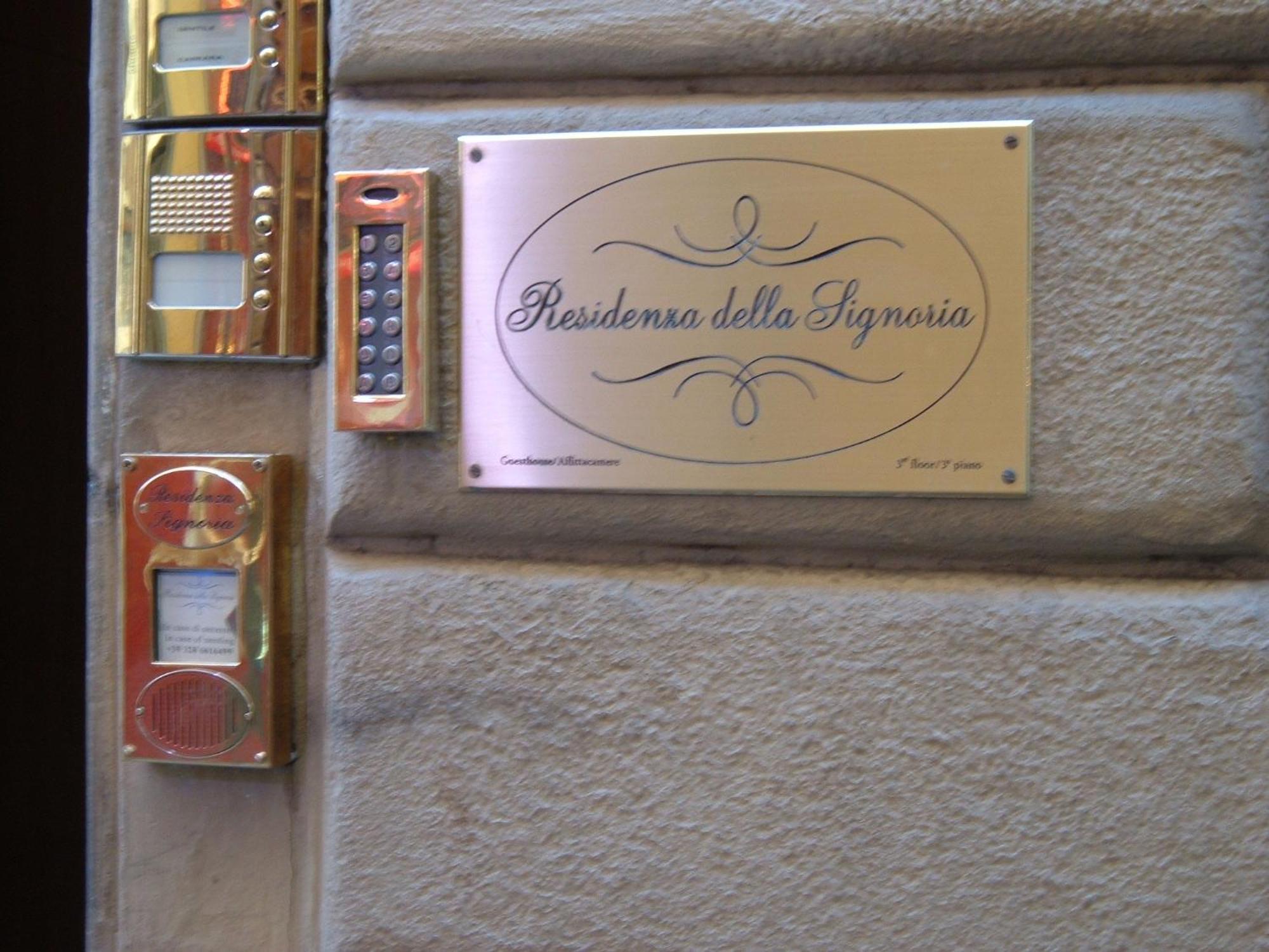 Отель Residenza Della Signoria Флоренция Экстерьер фото