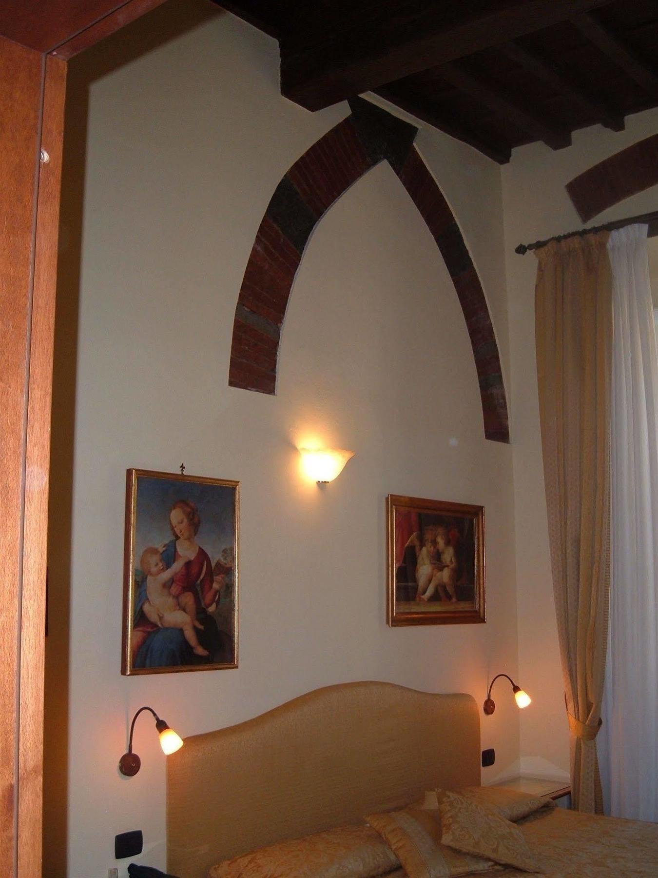 Отель Residenza Della Signoria Флоренция Экстерьер фото